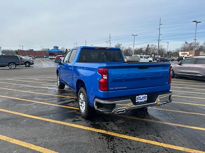 2025 Chevrolet Silverado 1500 Crew Cab 4x4 Pickup for sale #251759 - photo 2
