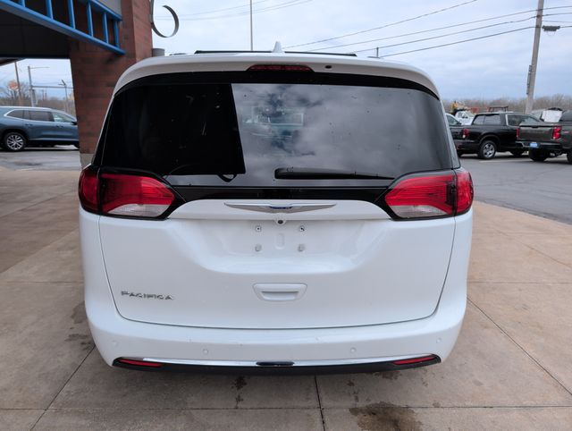 Used 2019 Chrysler Pacifica - photo 9