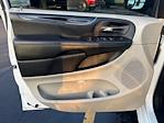 Used 2017 Dodge Grand Caravan SXT Minivan for sale #U2614801 - photo 14