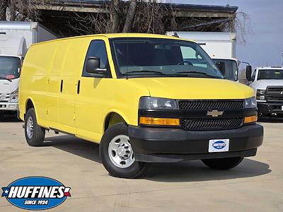 Used 2021 Chevrolet Express 2500 - photo 1