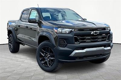 New 2025 Chevrolet Colorado Trail Boss Crew Cab 4WD Pickup for sale #C250238 - photo 1
