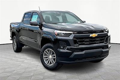 New 2025 Chevrolet Colorado Work Truck Crew Cab 4WD Pickup for sale #C250347 - photo 1