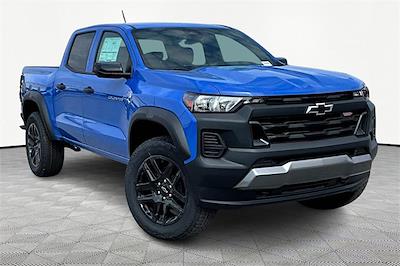 New 2025 Chevrolet Colorado Trail Boss Crew Cab 4WD Pickup for sale #C250368 - photo 1