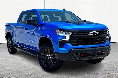 New 2025 Chevrolet Silverado 1500 LT Crew Cab 4WD Pickup for sale #C250428 - photo 1