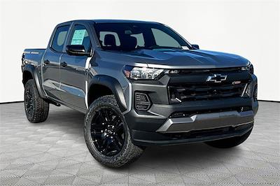 New 2025 Chevrolet Colorado Trail Boss Crew Cab 4WD Pickup for sale #C250440 - photo 1
