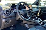 New 2025 Chevrolet Colorado Trail Boss Crew Cab 4WD Pickup for sale #C250441 - photo 8