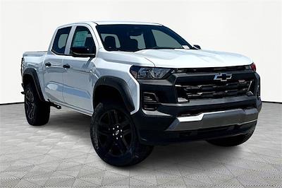 New 2025 Chevrolet Colorado Trail Boss Crew Cab 4WD Pickup for sale #C250448 - photo 1