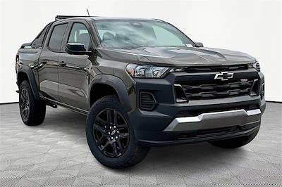 New 2025 Chevrolet Colorado Trail Boss Crew Cab 4WD Pickup for sale #C250449 - photo 1
