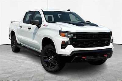 New 2025 Chevrolet Silverado 1500 Custom Crew Cab 4WD Pickup for sale #C250569 - photo 1