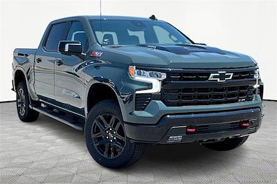New 2025 Chevrolet Silverado 1500 LT Crew Cab 4WD Pickup for sale #C250709 - photo 1