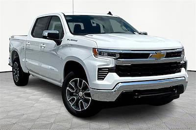 New 2025 Chevrolet Silverado 1500 LT Crew Cab 4WD Pickup for sale #C250770 - photo 1