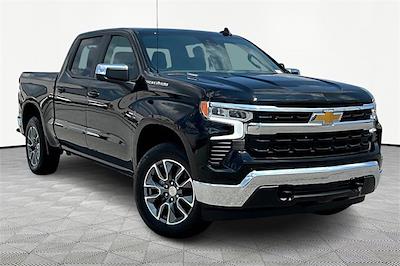 New 2025 Chevrolet Silverado 1500 LT Crew Cab 4WD Pickup for sale #C250771 - photo 1