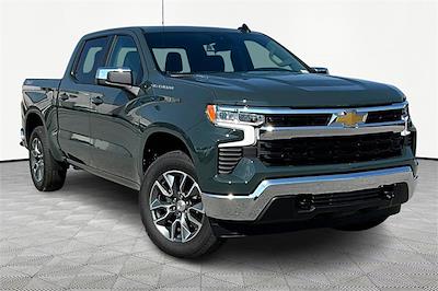 New 2025 Chevrolet Silverado 1500 LT Crew Cab 4WD Pickup for sale #C250791 - photo 1