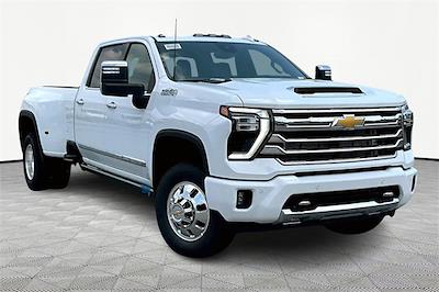 New 2025 Chevrolet Silverado 3500 High Country Crew Cab 4WD Pickup for sale #C250853 - photo 1