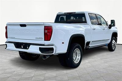 New 2025 Chevrolet Silverado 3500 High Country Crew Cab 4WD Pickup for sale #C250853 - photo 2