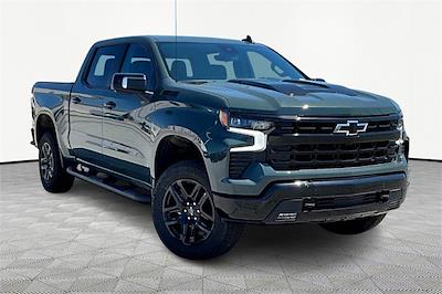 New 2026 Chevrolet Silverado 1500 LT Crew Cab 4WD Pickup for sale #C260137 - photo 1