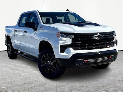 New 2026 Chevrolet Silverado 1500 LT Crew Cab 4WD Pickup for sale #C260262 - photo 1