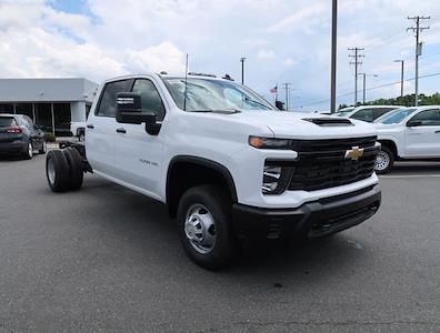 2025 Chevrolet Silverado 3500 Crew Cab DRW 4WD Cab Chassis for sale #CS27508 - photo 1