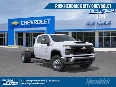 2025 Chevrolet Silverado 3500 Crew Cab DRW 4WD Cab Chassis for sale #CS27668 - photo 1
