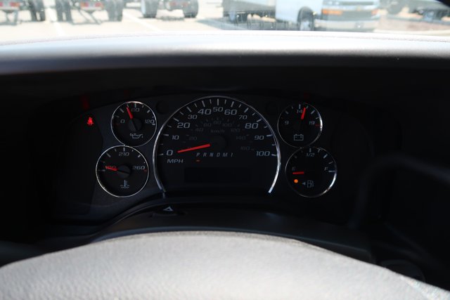 New 2025 Summit White Chevrolet  image 20