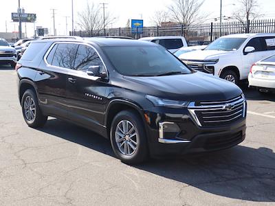 Used 2023 Chevrolet Traverse - photo 1