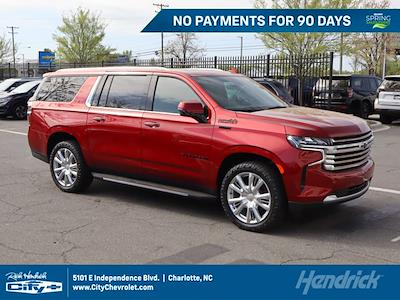 Used 2022 Chevrolet Suburban - photo 1