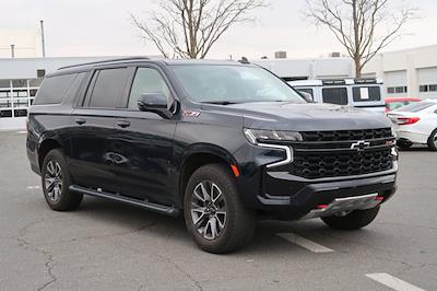Used 2021 Chevrolet Suburban - photo 1