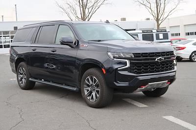 Used 2021 Chevrolet Suburban - photo 1