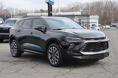 Used 2023 Chevrolet Blazer - photo 1