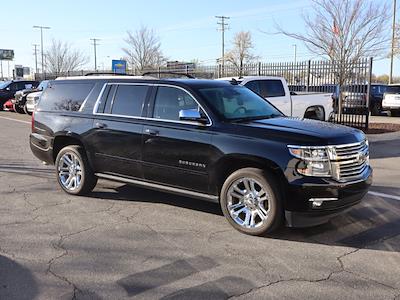 Used 2020 Chevrolet Suburban - photo 1