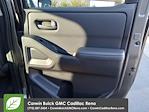 2022 Nissan Frontier Crew Cab 4WD Pickup for sale #2681764 - photo 16