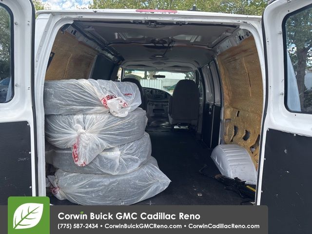 Used 2006 Ford E-350 - photo 17