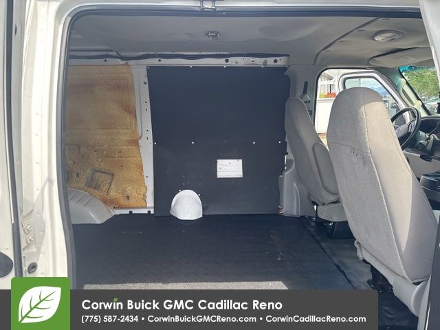 Used 2006 Ford E-350 - photo 18