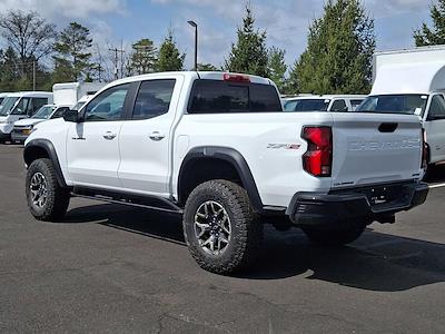 2025 Chevrolet Colorado Crew Cab 4WD Pickup for sale #CCN3613 - photo 2