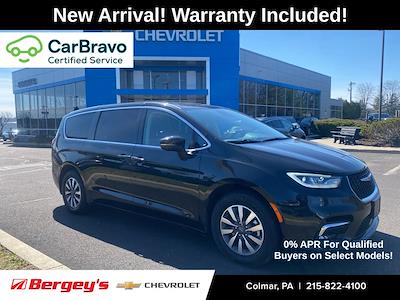 2023 Chrysler Pacifica FWD Minivan for sale #CCU3044 - photo 1