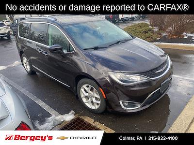 2017 Chrysler Pacifica FWD Minivan for sale #CCU4326A - photo 2