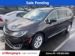 2017 Chrysler Pacifica FWD Minivan for sale #CCU4326A - photo 1