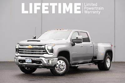 2025 Chevrolet Silverado 3500 Crew Cab 4x4 Pickup for sale #16913 - photo 1