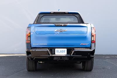 2025 Chevrolet Silverado EV Crew Cab 4x4 Pickup for sale #17092 - photo 2