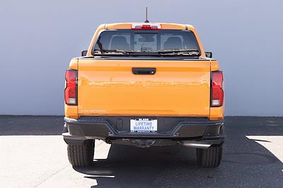 2025 Chevrolet Colorado Crew Cab 4x4 Pickup for sale #17175 - photo 2