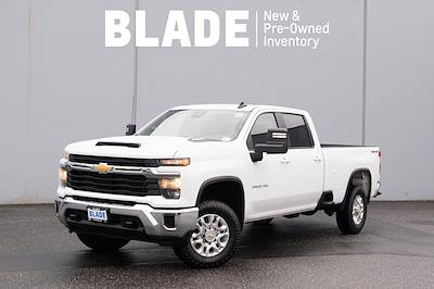 Used 2024 Chevrolet Silverado 3500 - photo 1