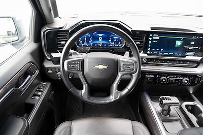 Used 2024 Chevrolet Silverado 1500 - photo 1