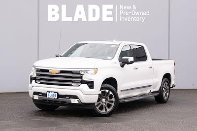 Used 2025 Chevrolet Silverado 1500 - photo 1
