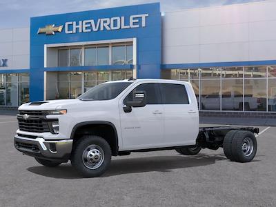 2026 Chevrolet Silverado 3500 Crew Cab 4WD Cab Chassis for sale #391G - photo 2