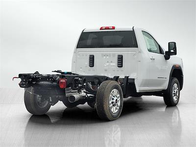 New 2025 GMC Sierra 2500 SLE Regular Cab 4x4 Cab Chassis for sale #1250015 - photo 2