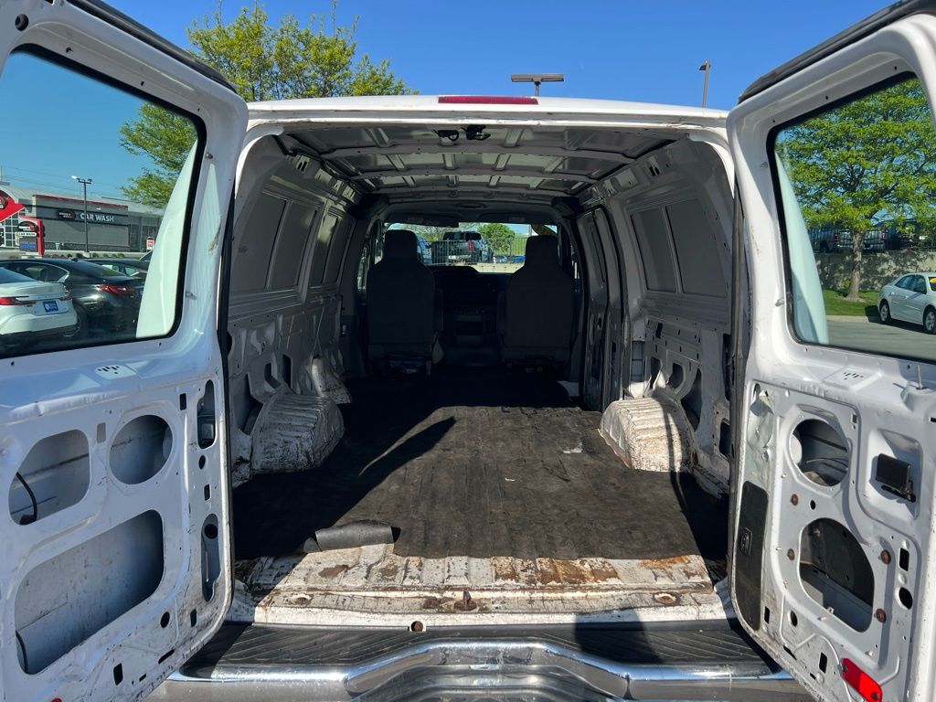Used 2014 Ford E-250 - photo 18