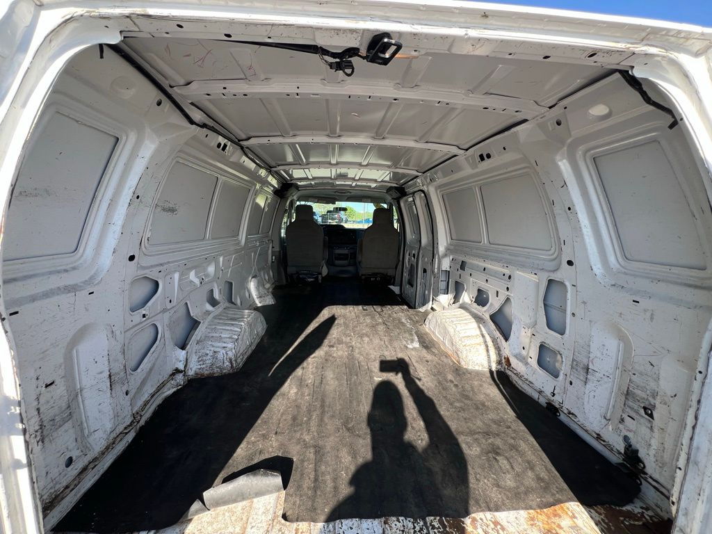 Used 2014 Ford E-250 - photo 19