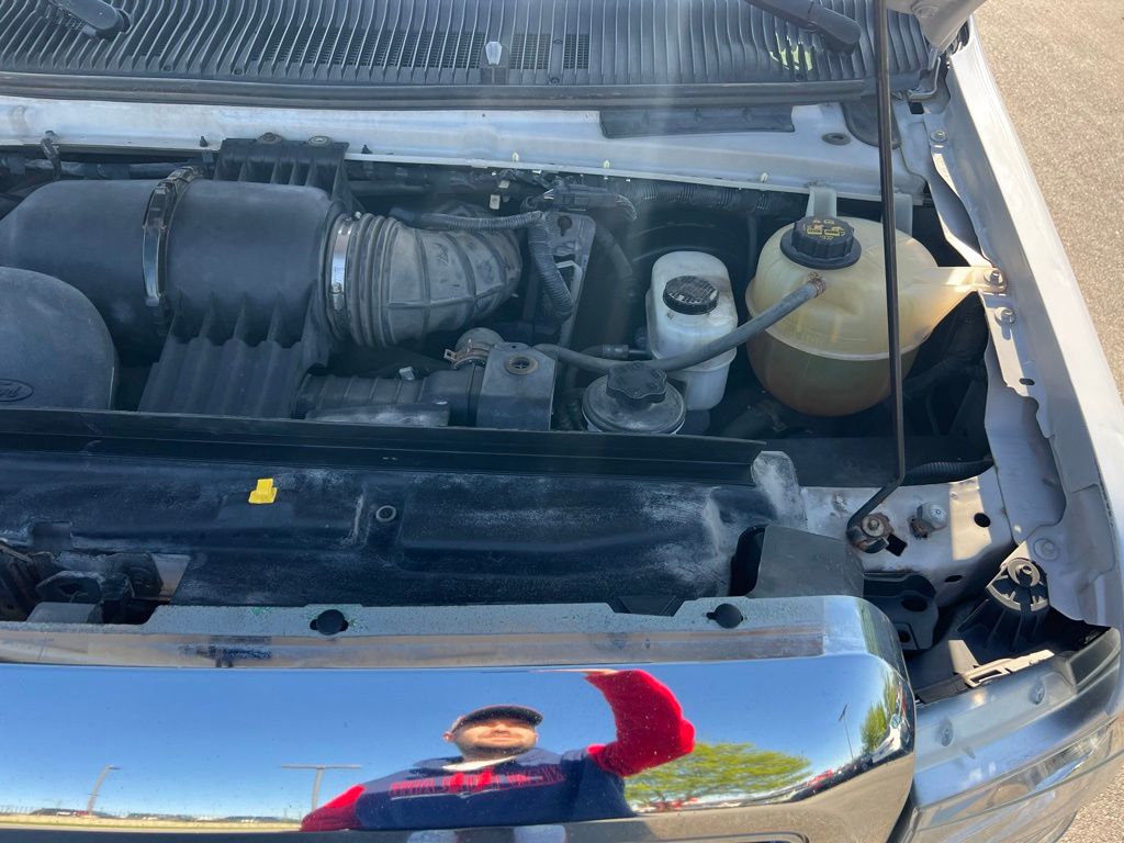 Used 2014 Ford E-250 - photo 32