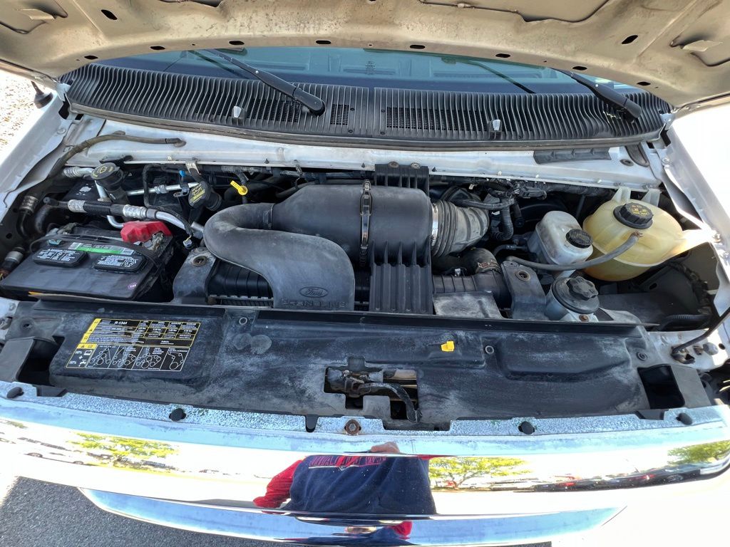 Used 2014 Ford E-250 - photo 34