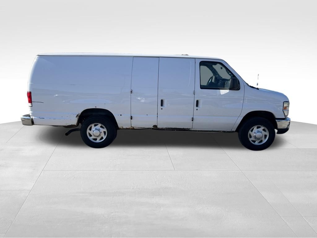 Used 2014 Ford E-250 - photo 8